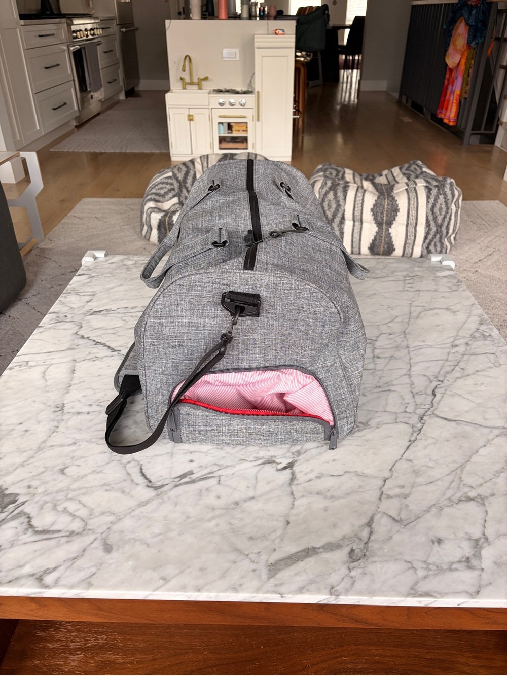 Herschel Duffle Bag - Picture 2 of 2